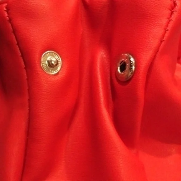 NWT Braided Handle Handbag/Crossbody Purse in Red - Picture 7 of 9